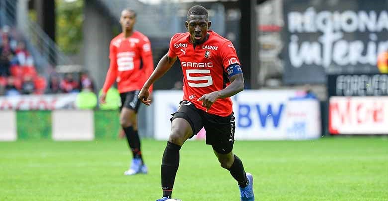 Hậu vệ Hamari Traore ghi 5 bàn trong Ligue 1 mùa 2019 - 2020
