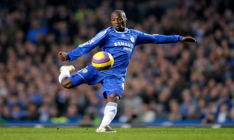 Claude Makelele là một trong những tiền vệ xuất sắc nhất Chelsea